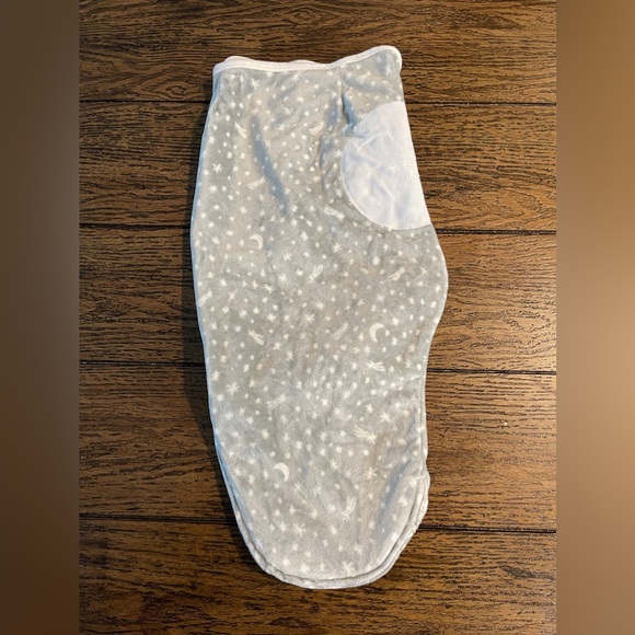 EUC aden + anais Velboa (minky plush) Essentials Easy Swaddle Wrap - Picture 2 of 9